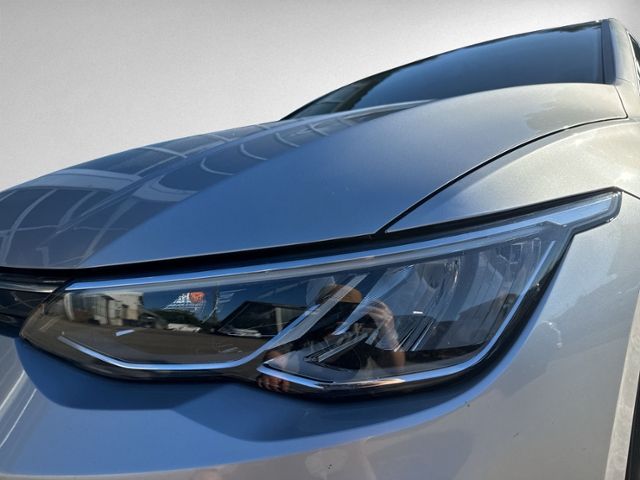 Golf VIII Variant 2.0 TDI Life LED+NAVI+ACC+SHZ+