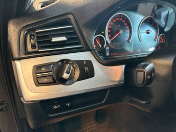 BMW 525 d *HeadUp*SoftClose*Navi*Xenon*