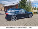 BMW X7 M50i*6-Sitzer*Pano*AHK*Fond-Entertainment*TV - schwarze BMW X7 M50