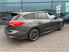 Fahrzeugabbildung Ford Focus Turnier 1.5 ST-Line X *LED*APP*TEMP*SHZ*18