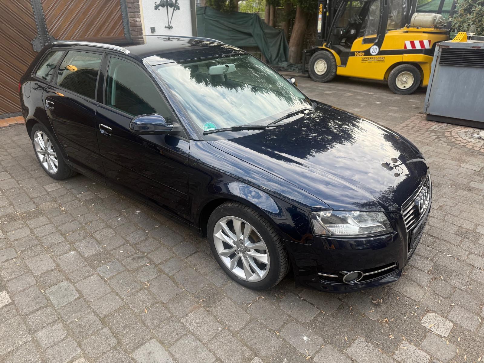 Audi A3 Sportback 2.0 TDI Ambition Sportpaket 1Hd TOP