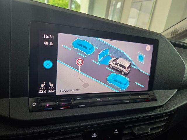 Caddy Cargo 2.0 TDI DSG LED NAV ACC STH vorbAHK