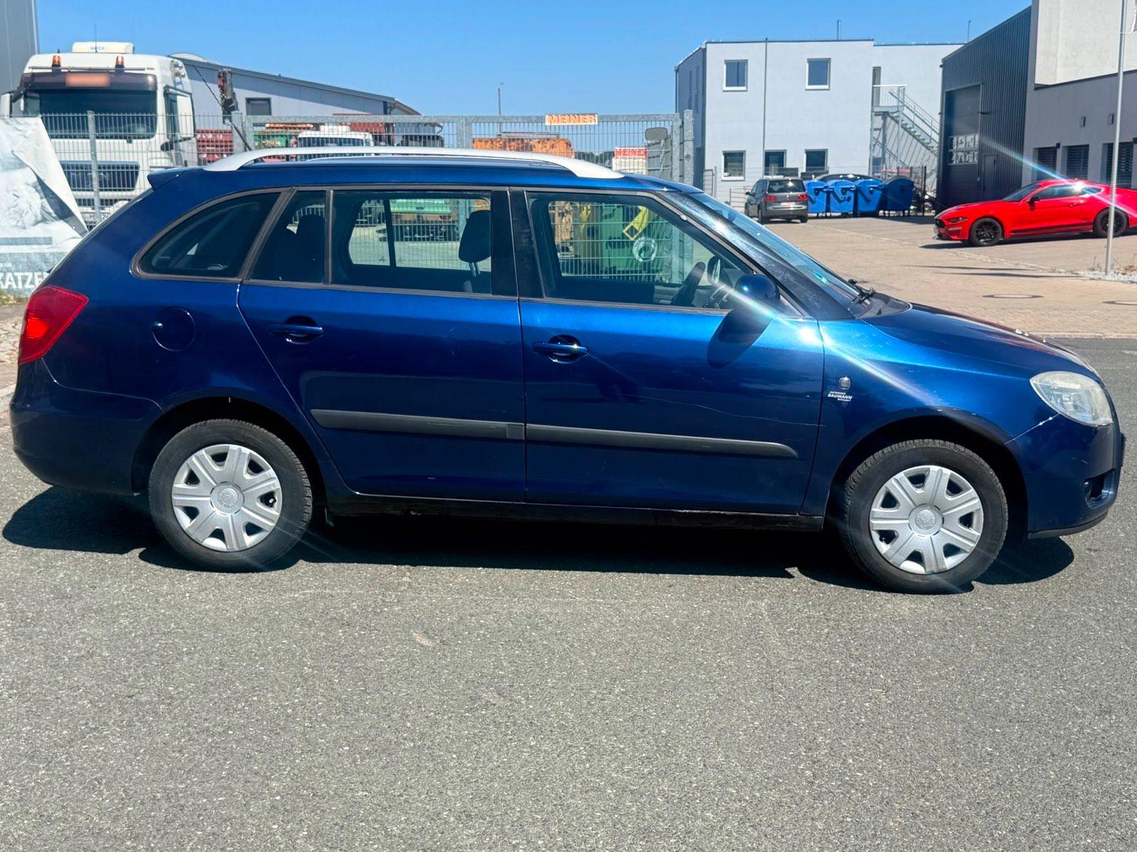 Skoda Fabia 2009 — engine 105 HP (77kW)