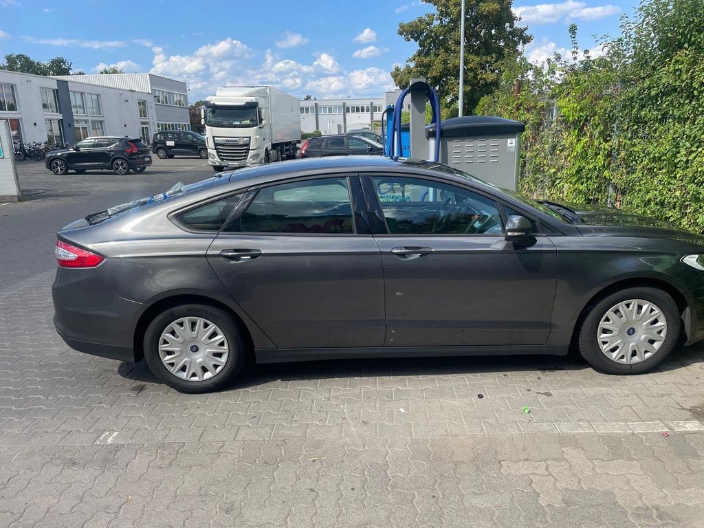 Image of Ford Mondeo