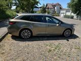 Toyota Corolla 2,0 Hybrid TS Club + Technikpaket - Toyota Corolla: 2.0