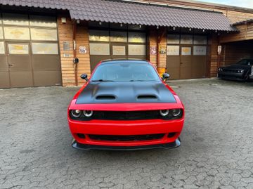 Dodge Challenger - 8