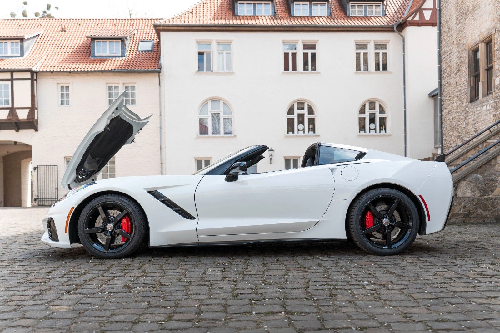 Fahrzeugabbildung Corvette C7 Stingray Z51 BOSE CARPLAY TEMPOMAT KAM