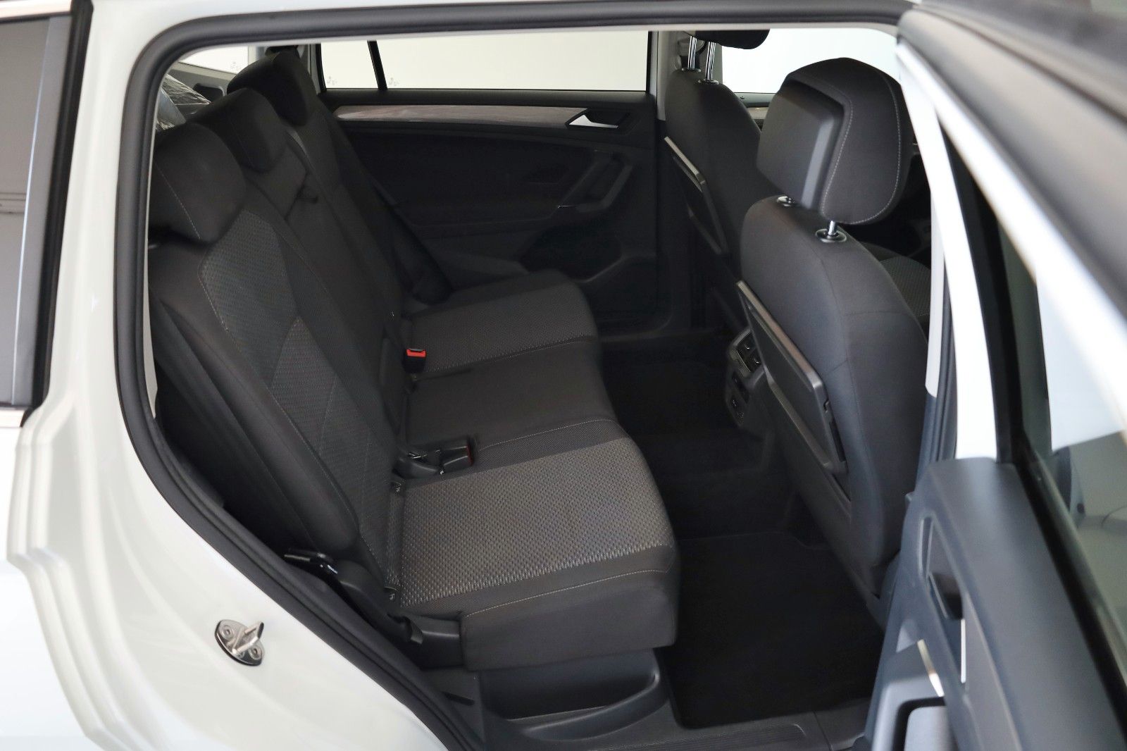 Fahrzeugabbildung Volkswagen Tiguan Allspace Comfortline,Navi,SH,ACC,AHK,+WR