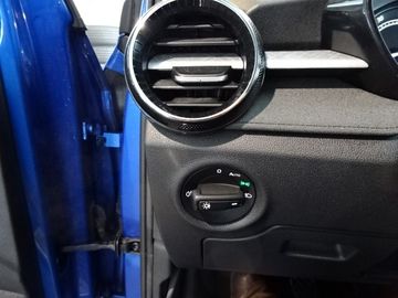 Fotografie 22 des Skoda Fabia 1.0 TSI 70KW Tour*LED*RFK*Climatronic*SHZ