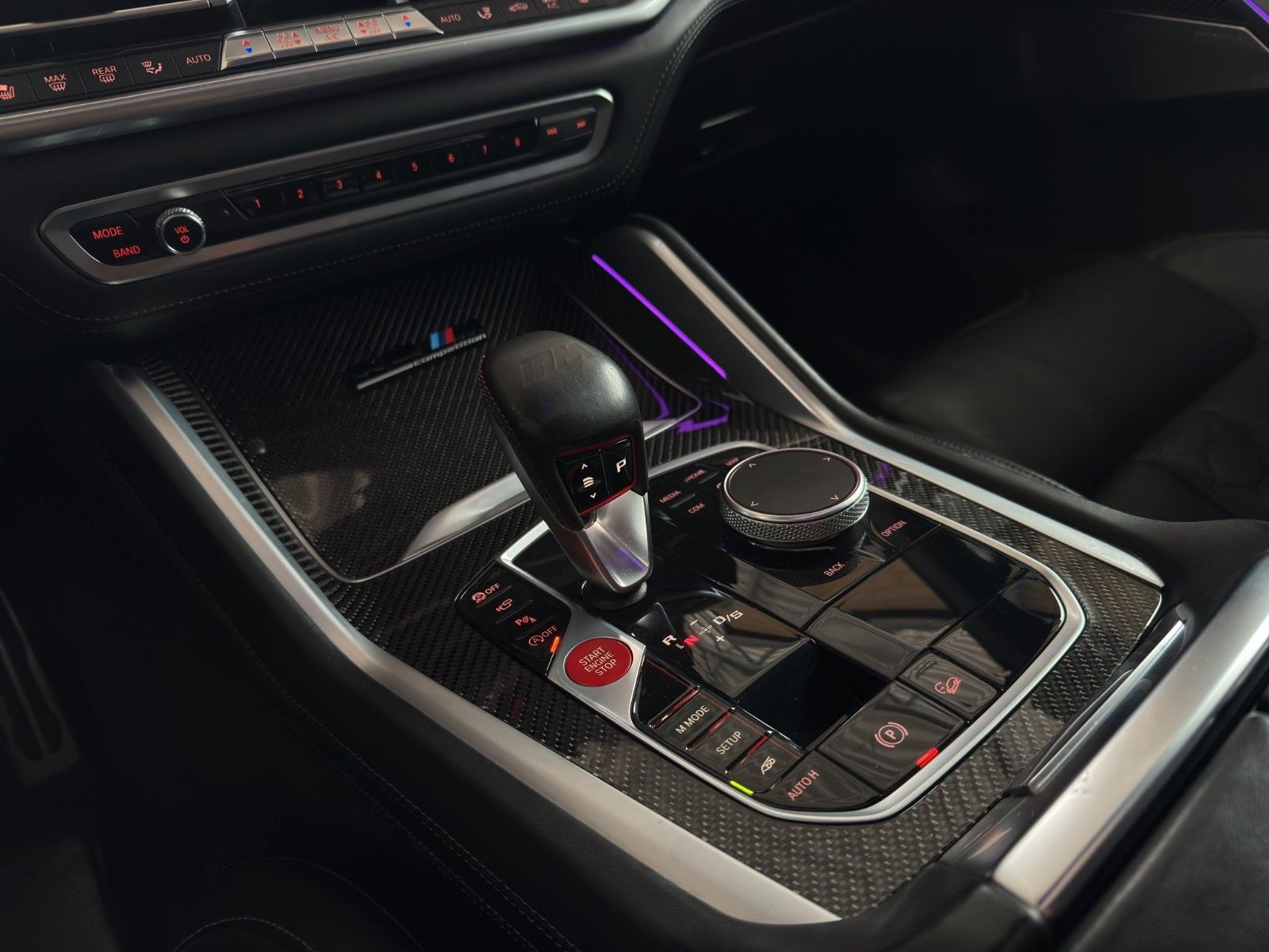 Fahrzeugabbildung BMW X5 M Competition HUD/Pano/B&W/Massage