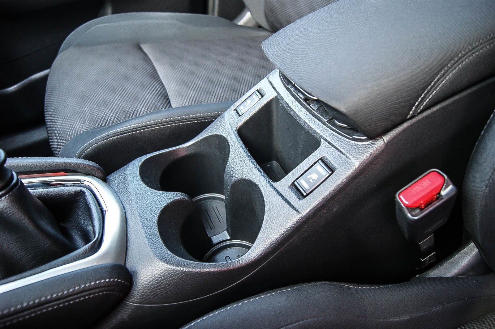 Fahrzeugabbildung Nissan Qashqai 1.2 Acenta 4x2 1 HAND AHK SIZHG 22.324KM