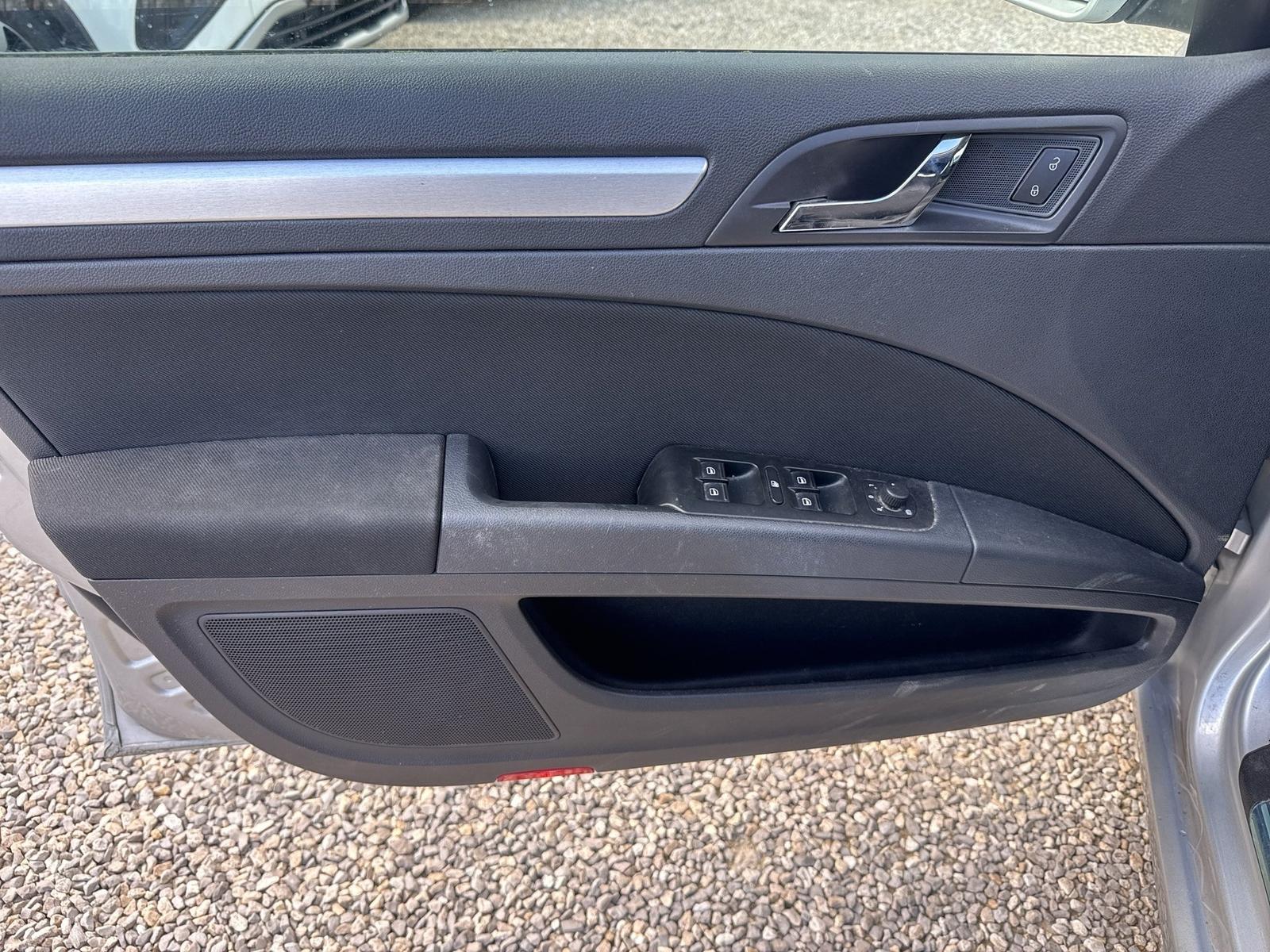 Skoda Superb 2014 — photo 15