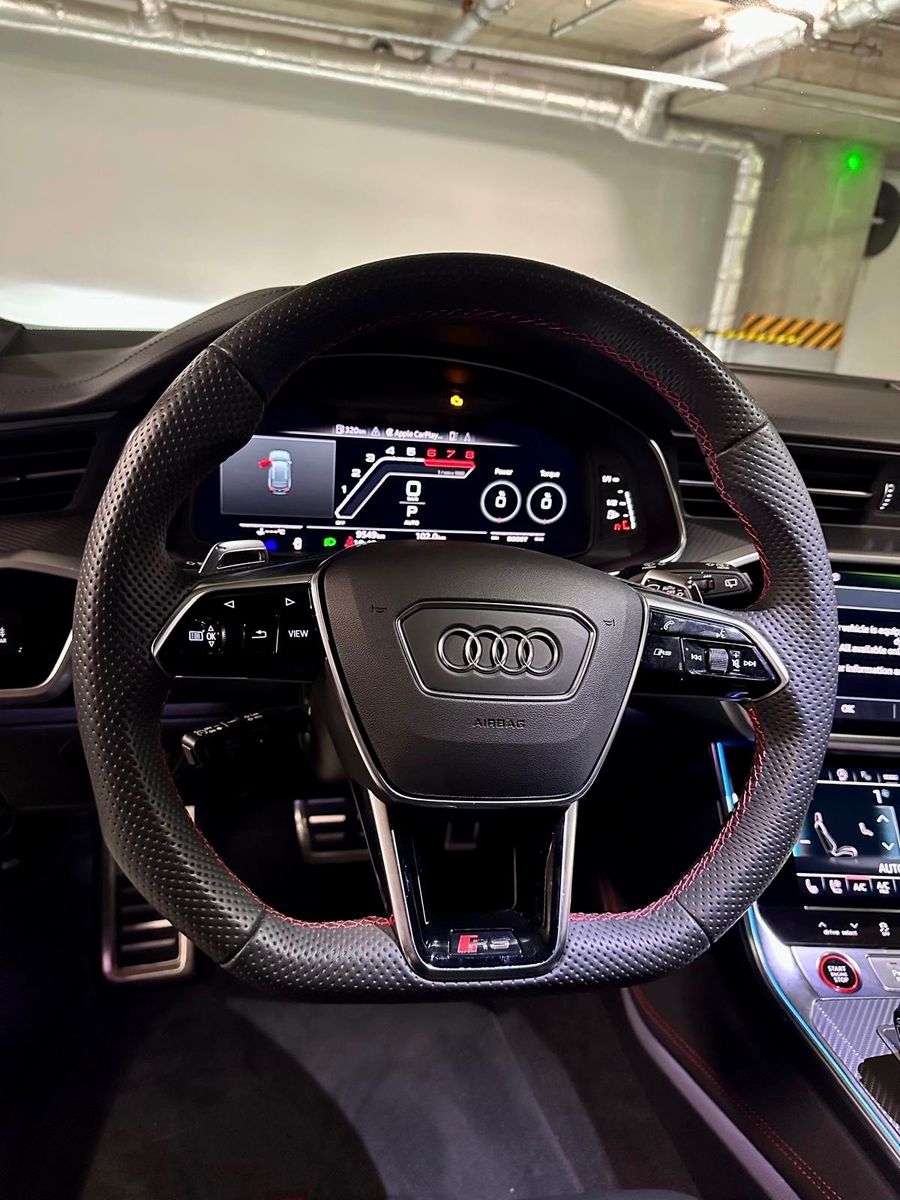 Fahrzeugabbildung Audi RS6 B&O HEADUP PANO 360 SOFTLOSE SITZKÜHLUNG TOP