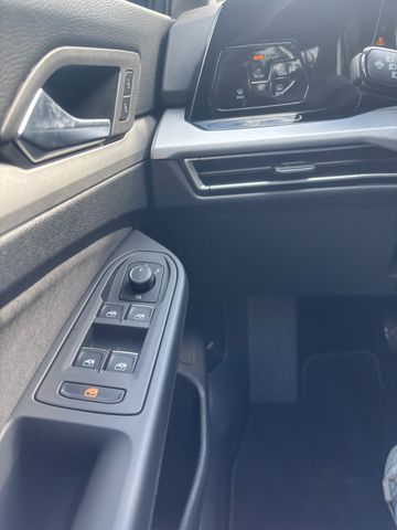 Golf VIII Variant 2.0 TDI DSG*App*Navi*ACC*LH+SH