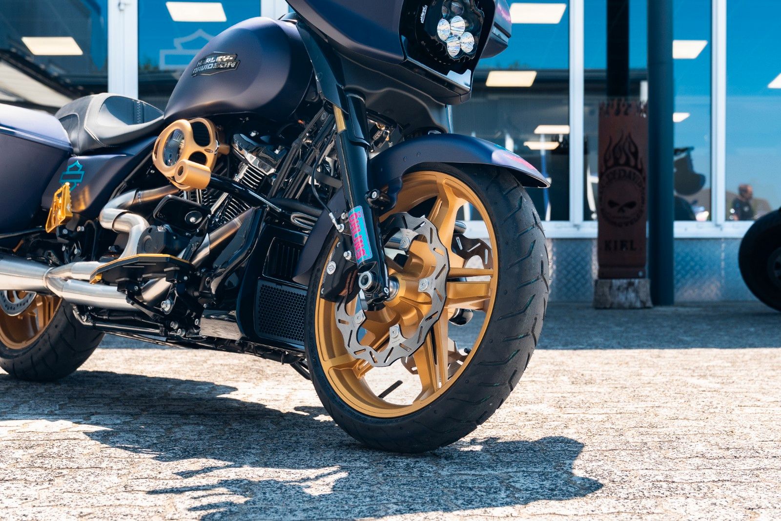 Fahrzeugabbildung Harley-Davidson Street Glide FLHX 117 x HeinzBikes MIAMI CALLING
