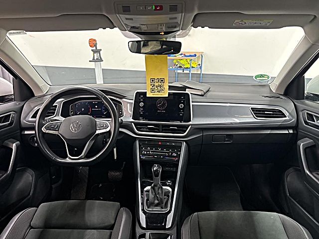 T-Roc Style 1.5 TSI 110kW DSG AHK NAVI Kamera LE