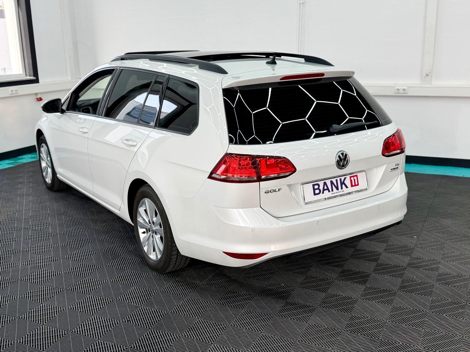 Volkswagen Golf VII VARIANT 1.2 TSI PANO/SHZ/PDC/PERLMUTT