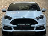 Ford Focus 2.0EB ST* BIXEN#SHZ#LH#FH#NAVI#TEMPO#SONY - Ford Focus: Weiß, ST