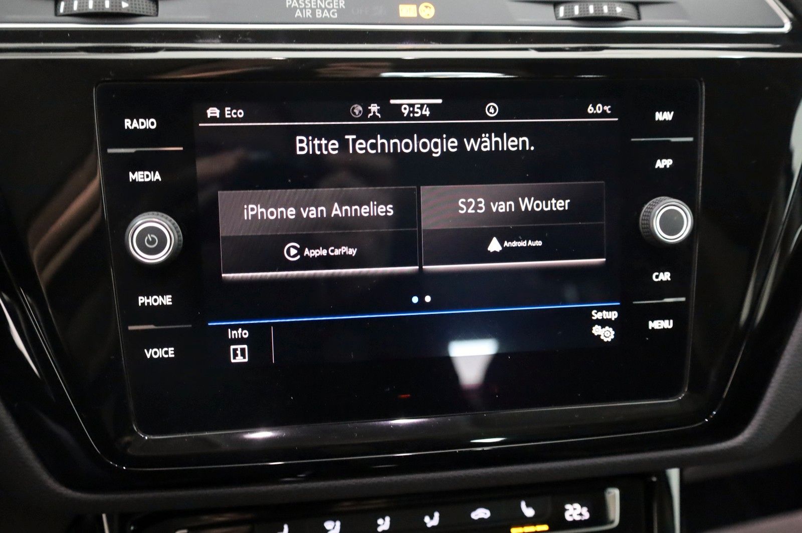 Fahrzeugabbildung Volkswagen Touran Highline Leder,Navi,LED,ACC,Panorama,SH