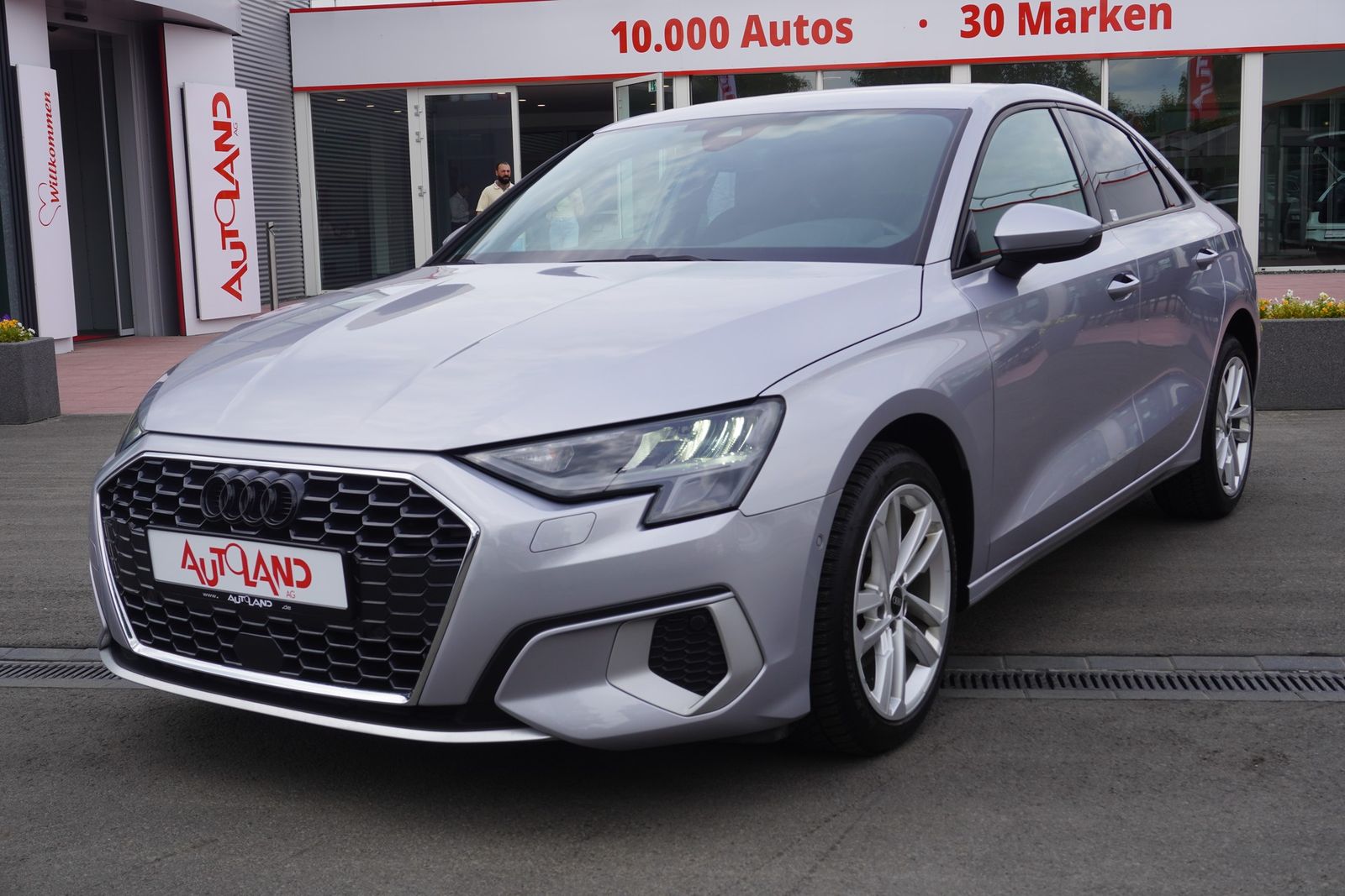 Audi A3 Limousine 30 TFSI Kamera LED ACC App-Connect