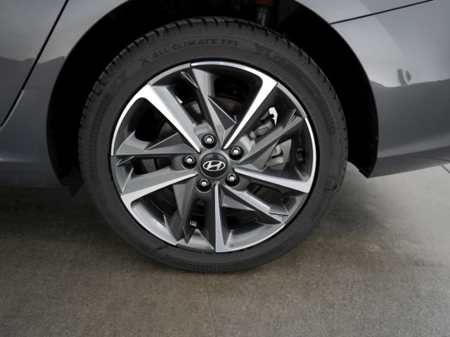 i30cw FACELIFT T-GDI ADVANTAGE PLUS DCT+VOLL LED