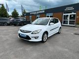 Hyundai i30 1.4 Style - Hyundai i30: Limousine, Style