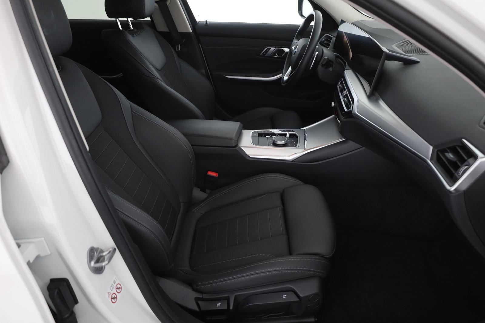 BMW 3 Series i Touring LED Navi Teilleder AHK Totwinkel, миниатюра 24
