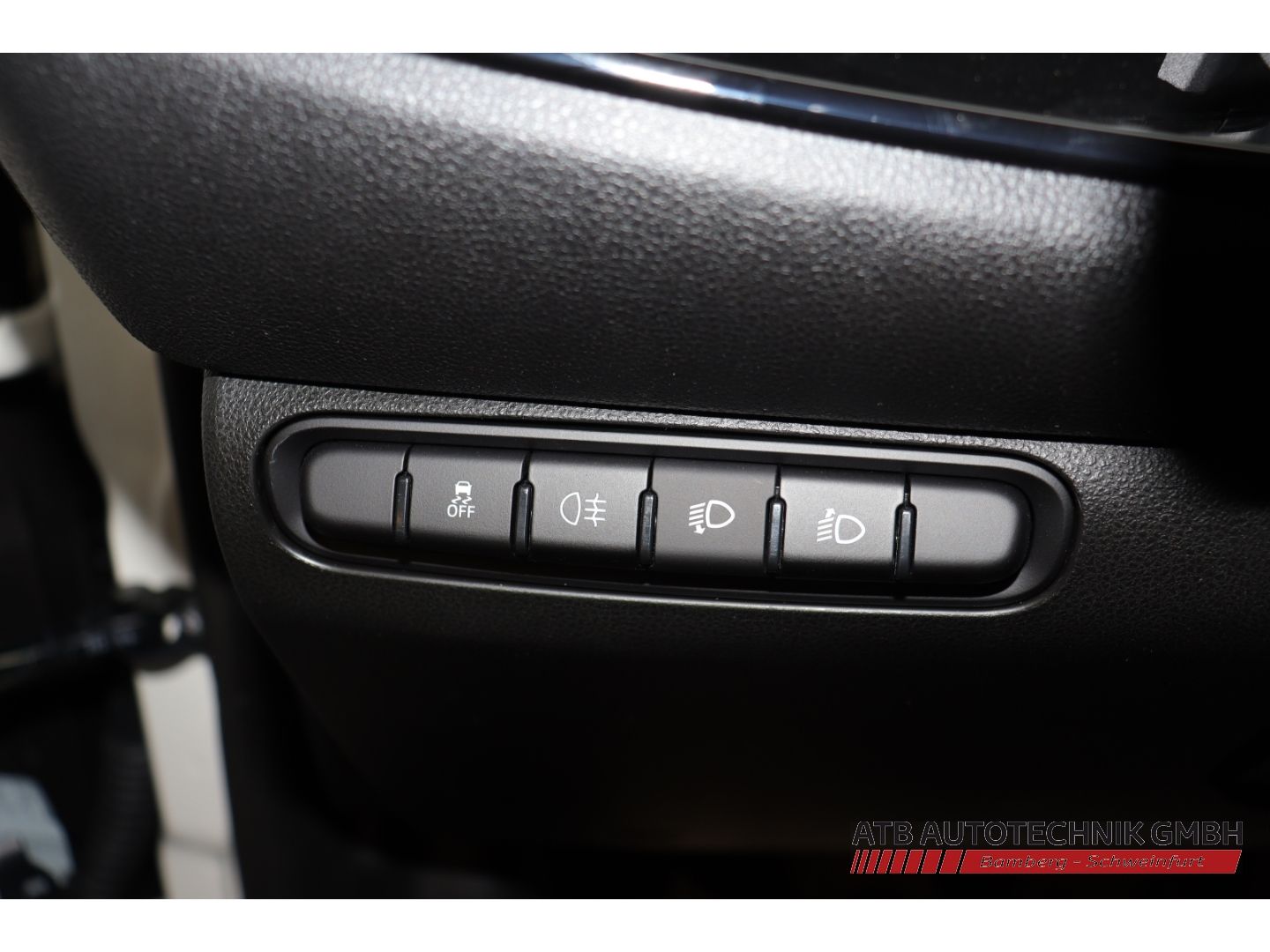 Fahrzeugabbildung Fiat 500 ICON + Komfortpaket Hybrid 1.0l PDC Rückfahr