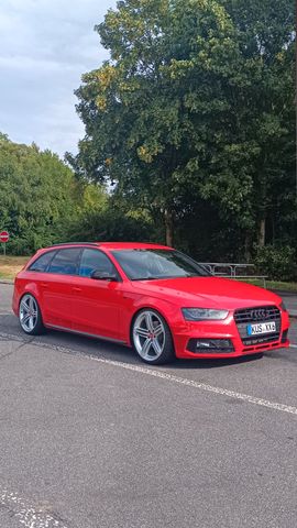 AUDI A4 B8 Avant 2.0TDI DSG Quattro Competition