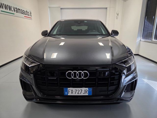 Audi AUDI Q8 55 TFSI quattro Sline IVA ESPOSTA imagem 2