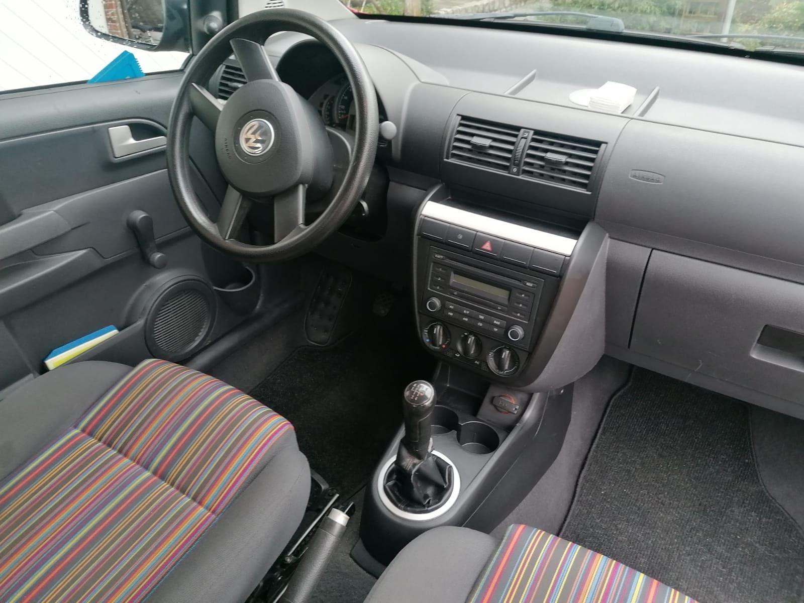 Volkswagen Fox 2005 — photo 8
