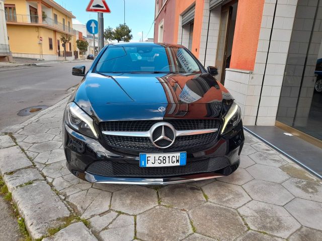 Mercedes-Benz MERCEDES A 180 D SPORT NAVI/LED