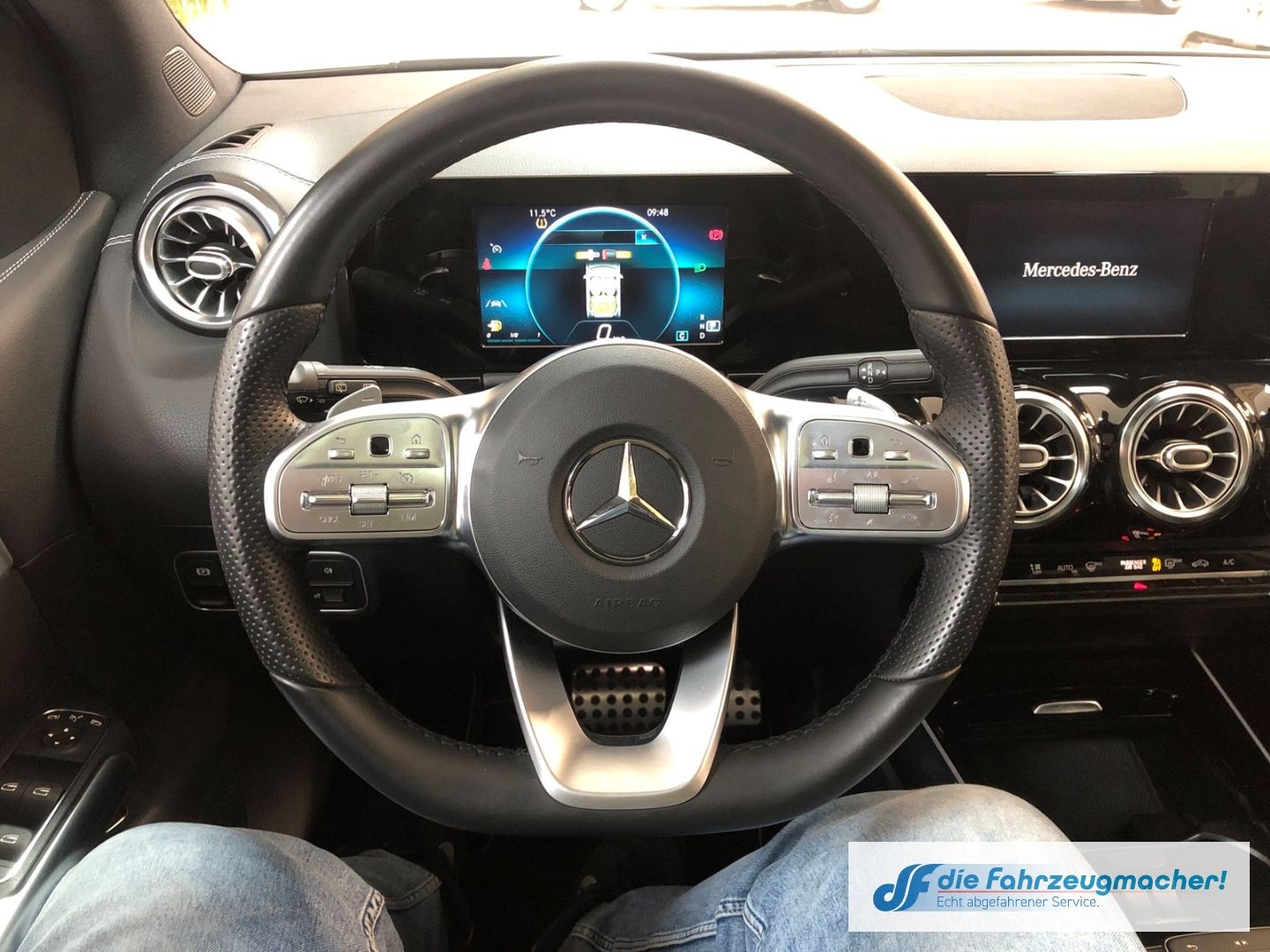 Fahrzeugabbildung Mercedes-Benz B 200 AMG Edition Sportpaket AHK Panodach Navi d