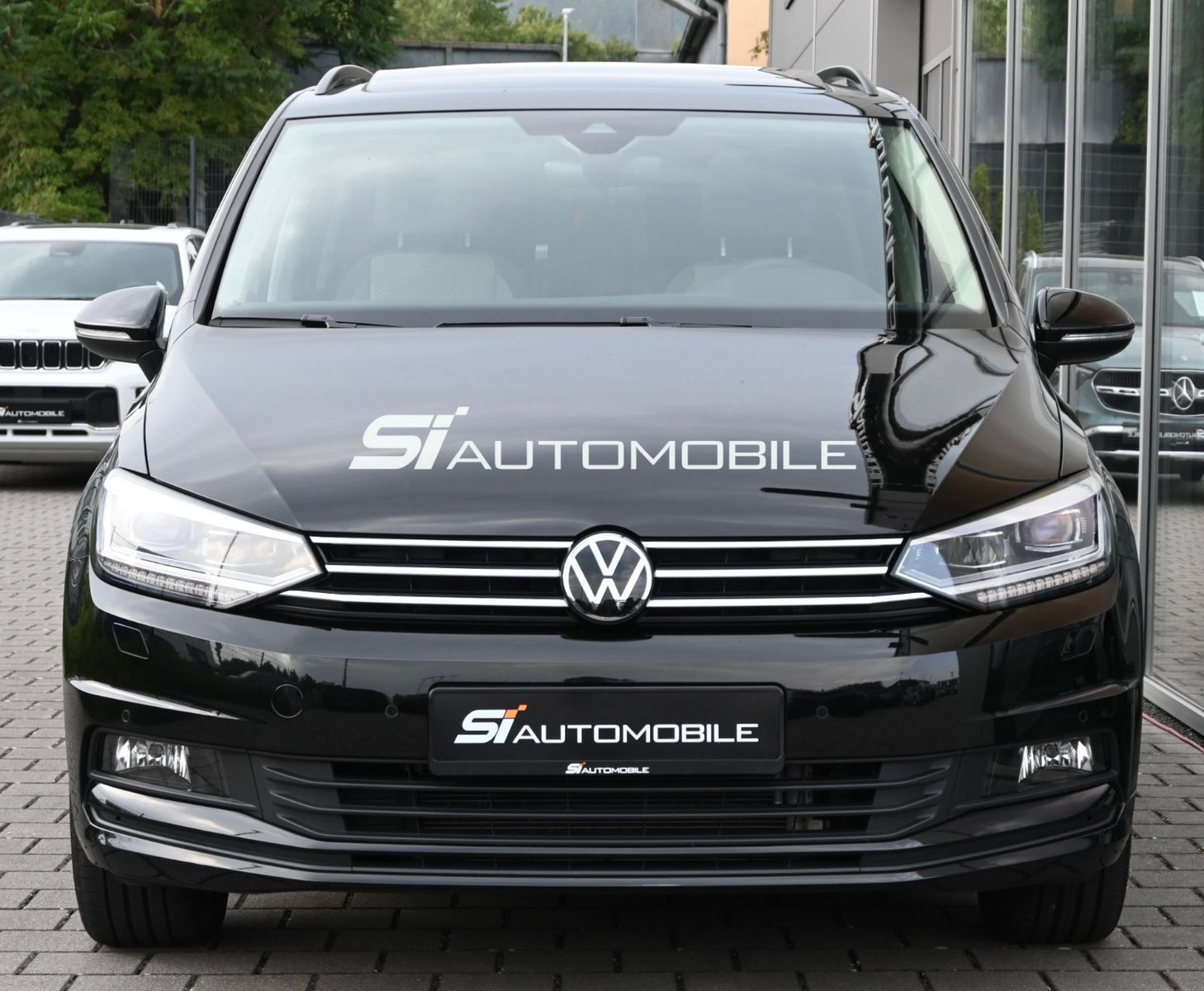 Fahrzeugabbildung Volkswagen Touran 1.5 TSI DSG °ACC°AHK°PANO°STHEIZ°DYNAUDI°
