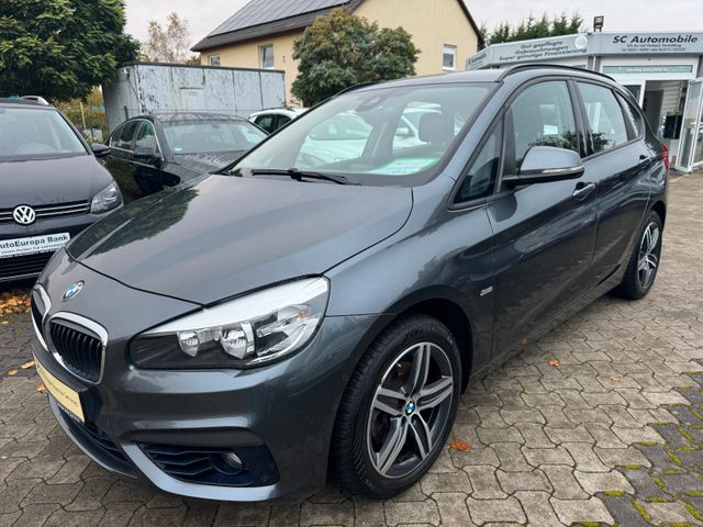 BMW 218i Active Tourer Sport Line / Automatik