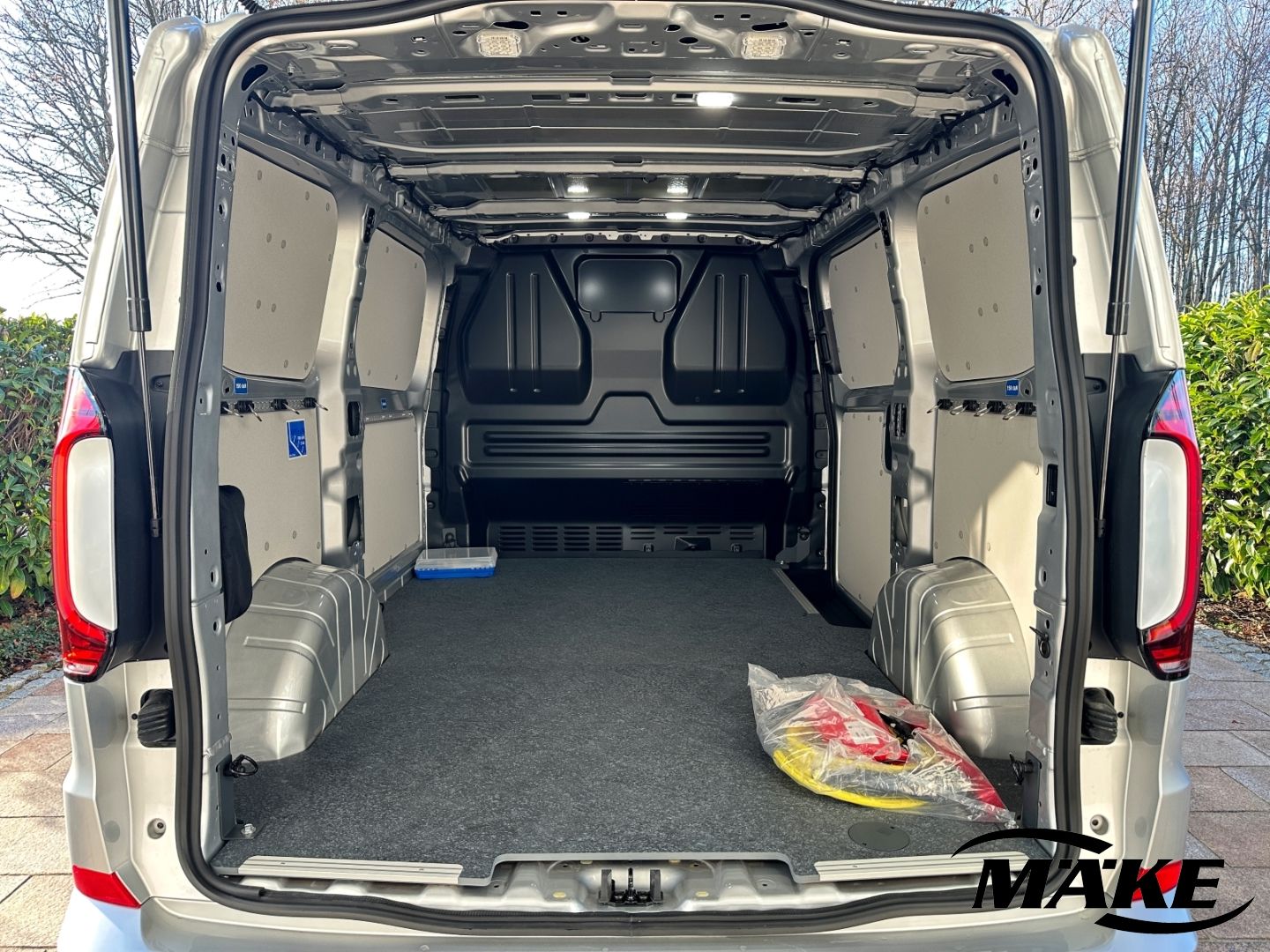 Transporter Kasten Edition BEV V-AHZV ACC NAV LE