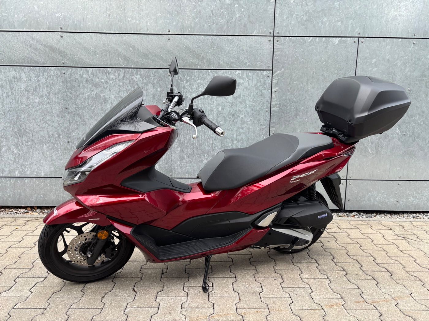 Fahrzeugabbildung Honda PCX 125 Topcase