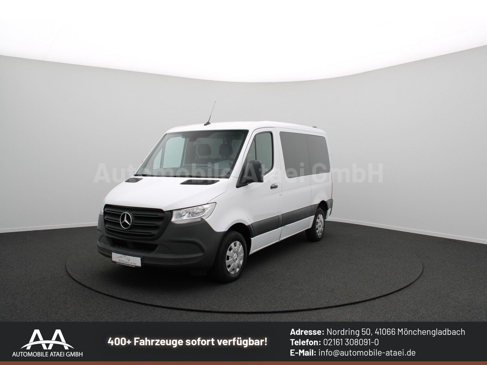 Fahrzeugabbildung Mercedes-Benz Sprinter 214 Tourer Automat Rollstuhl-Rampe(1466