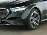 Mercedes-Benz E 200 T Avantgarde Pano Distro 19 Zoll Ambiente  - Mercedes-Benz E 200 mit Benzin-Antrieb: Kombi