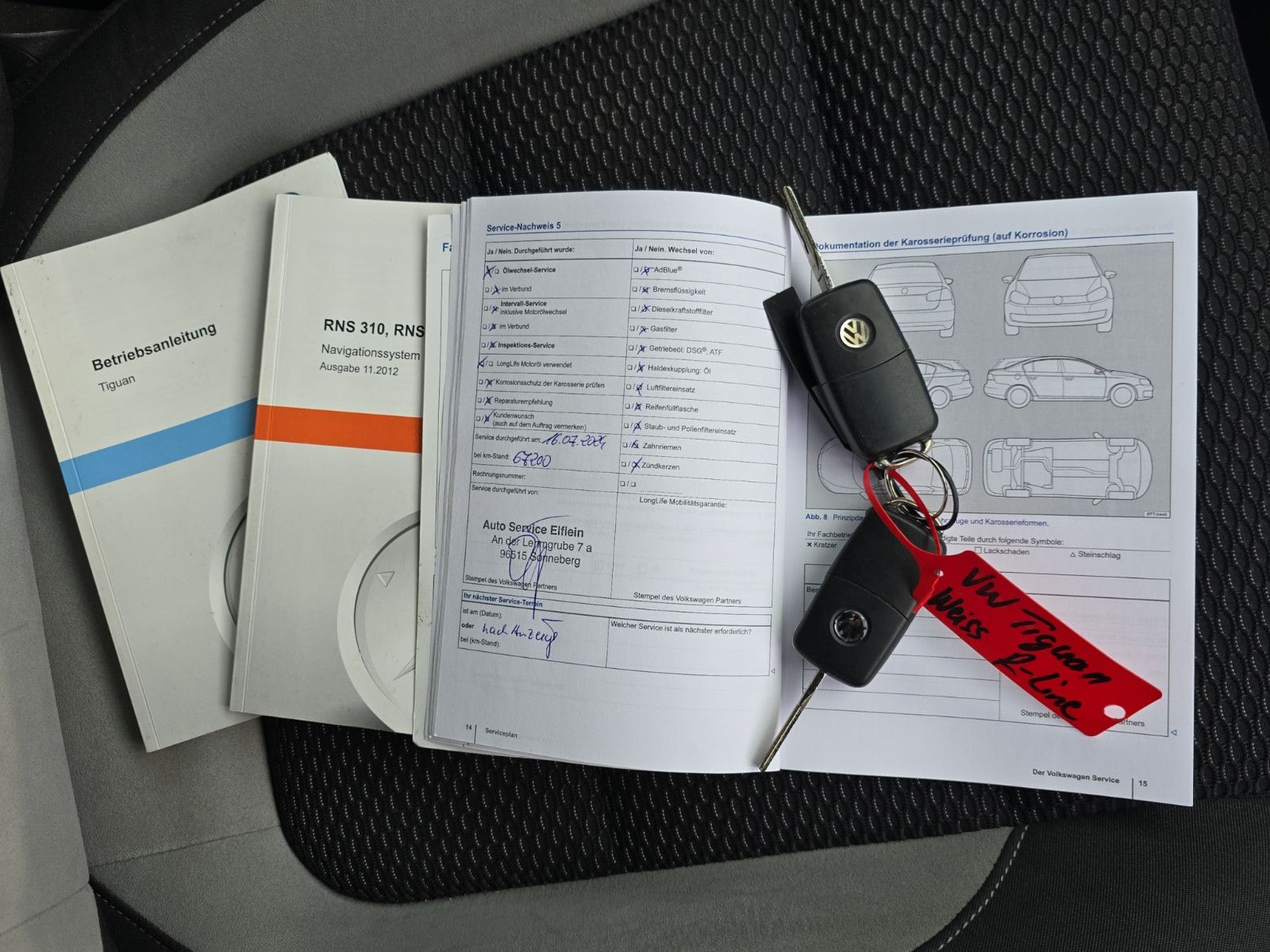 Fahrzeugabbildung Volkswagen Tiguan R-Line+KAMERA+NAVI+TÜV+INSPEKTION NEU ''