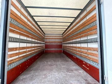 Fahrzeugabbildung Iveco Daily 35S14 Koffer Hi-Matic *2 grosse türen*