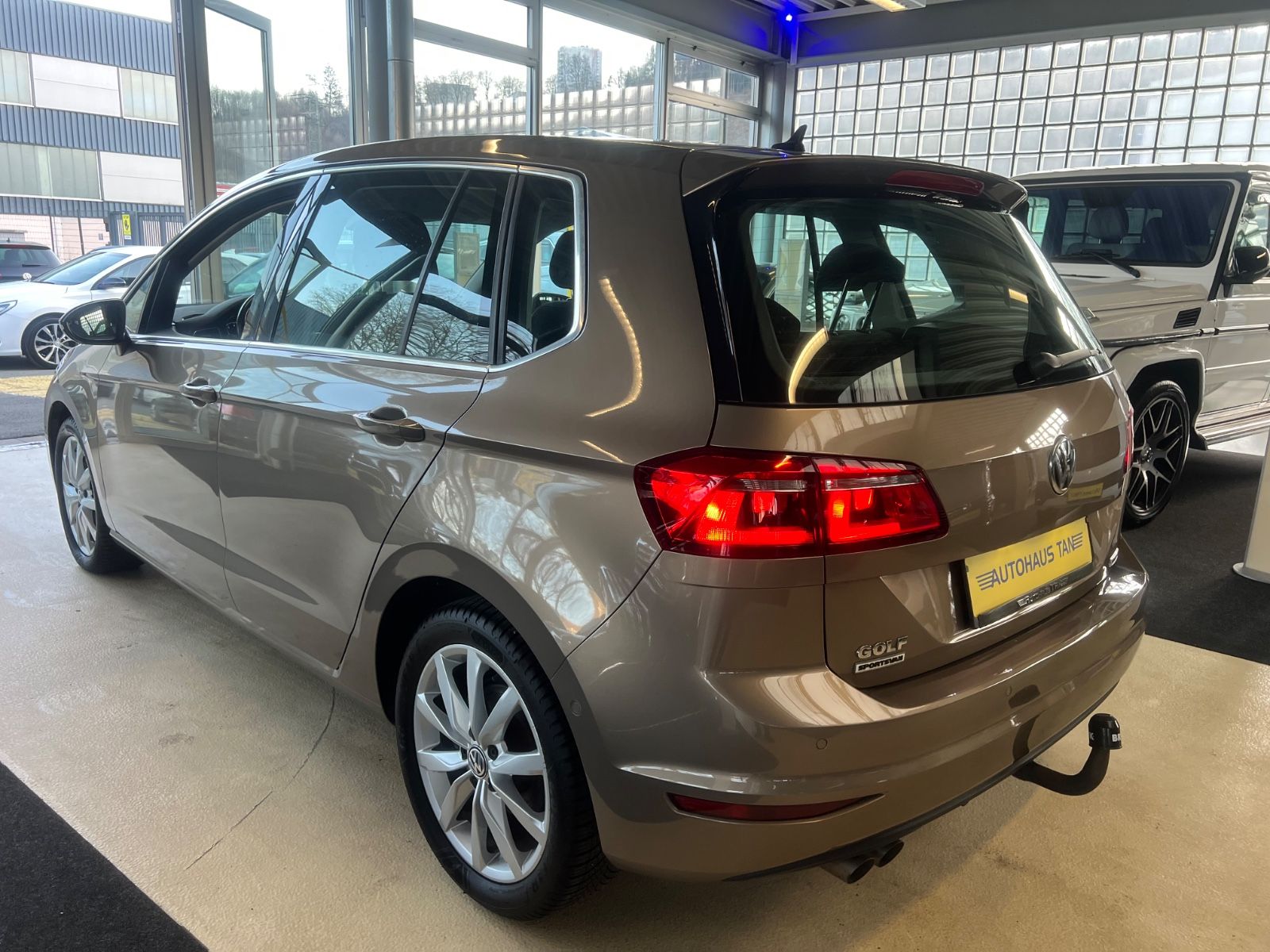 Fahrzeugabbildung Volkswagen Golf Sportsvan 1.4 TSI DSG Highline
