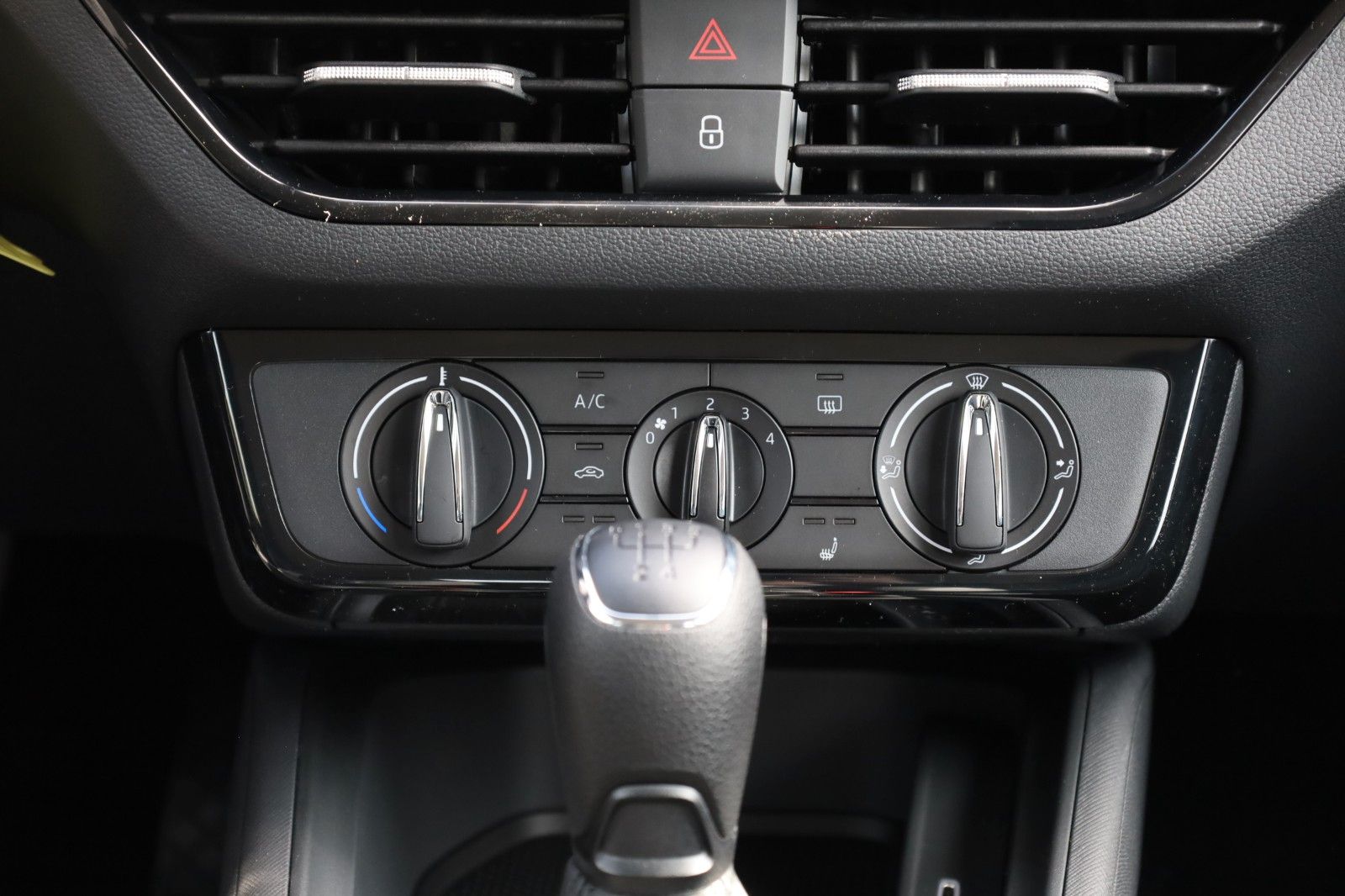 Fahrzeugabbildung SKODA Kamiq 1,0 TSI City Edition *AHZV-Vorb *Sitzhz.