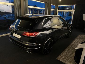 Volkswagen Touareg - 3
