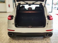 Fahrzeugabbildung Porsche Cayenne Diesel *SPORT-CHRONO* (SI-LÜFT/PDLS/CAM