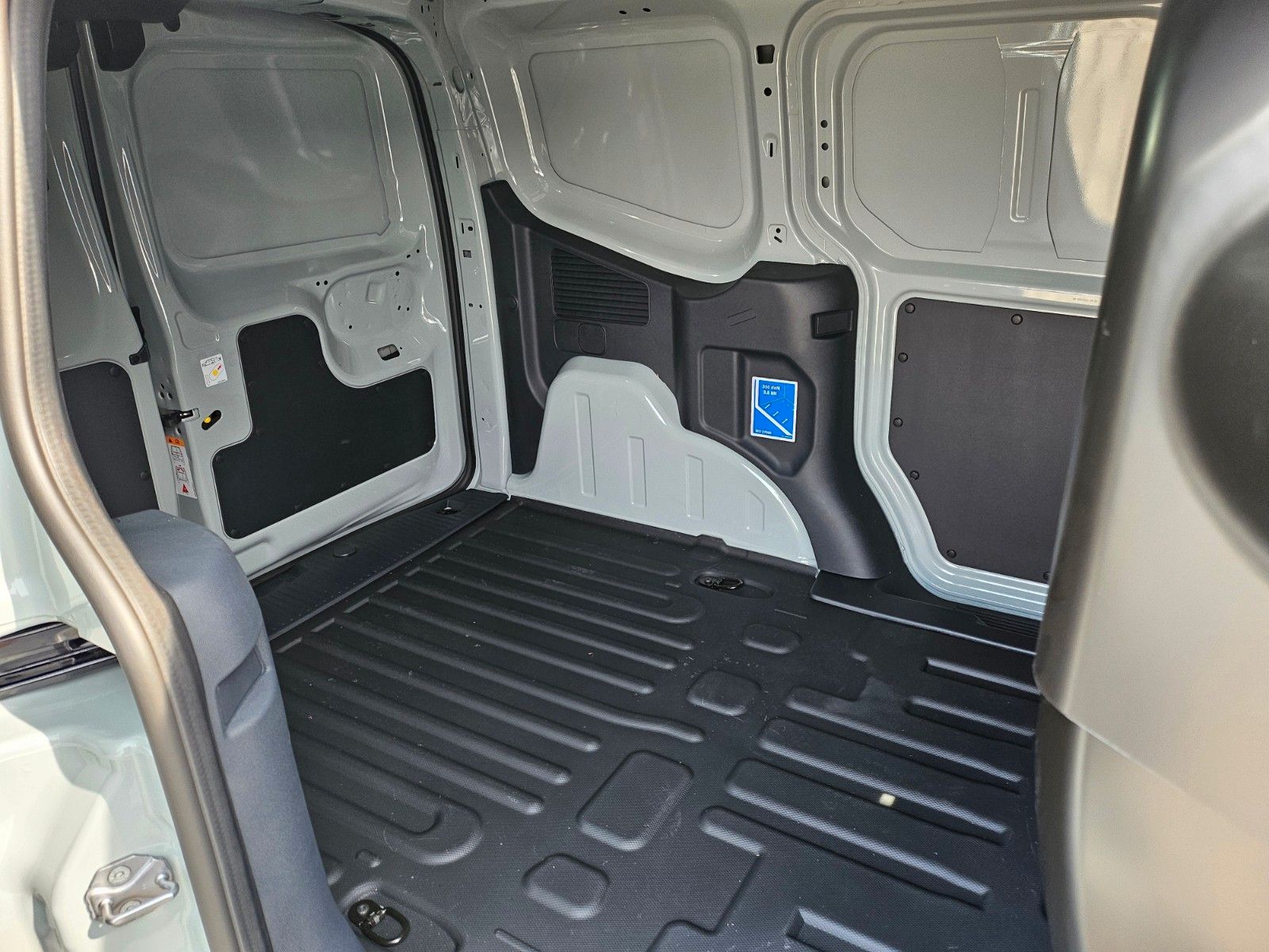 Fahrzeugabbildung Ford Transit Courier Trend