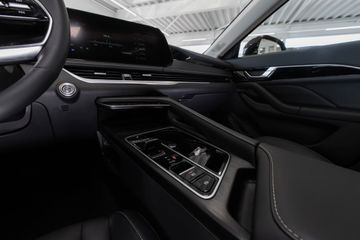 Bild 15 Andere Bestune B70 Pano, 360 Cam, SH, Carplay