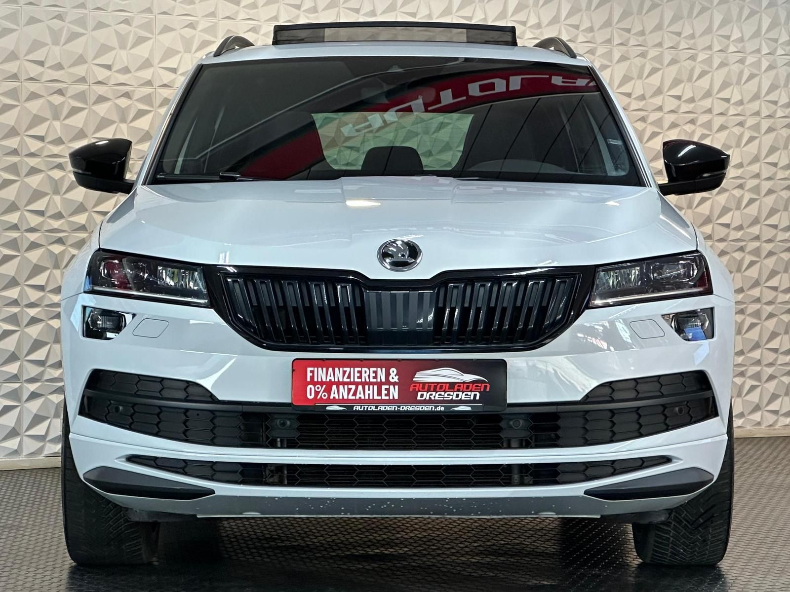 SKODA Karoq 2.0TSI SPORTLINE 4x4* LED#AHK#PANO#SH#KEYL - Image 3