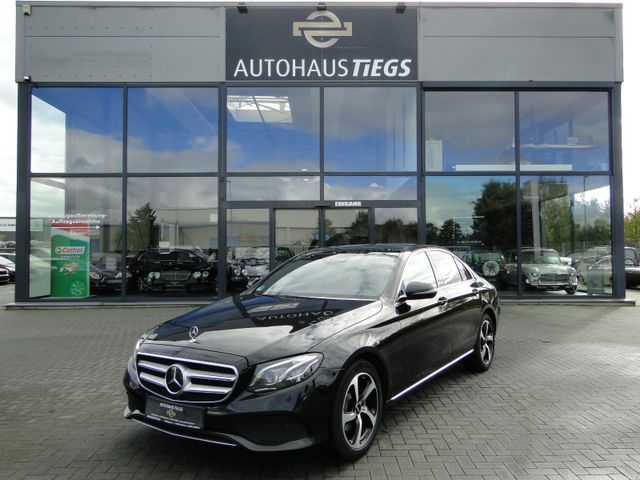 Mercedes-Benz E220 AVANTGARDE 1.HAND 9G AUTOMATIK STANDHEIZUNG