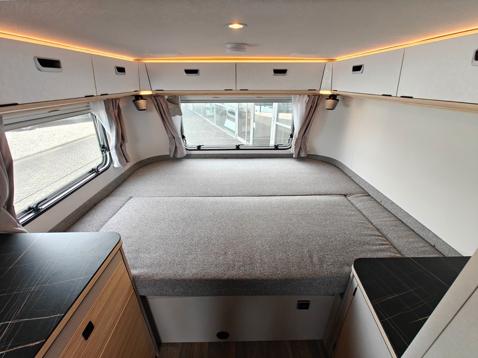 Fahrzeugabbildung HYMER / ERIBA / HYMERCAR Touring 630 Nugget Gold SD - JETZT 5.404€ SPAREN